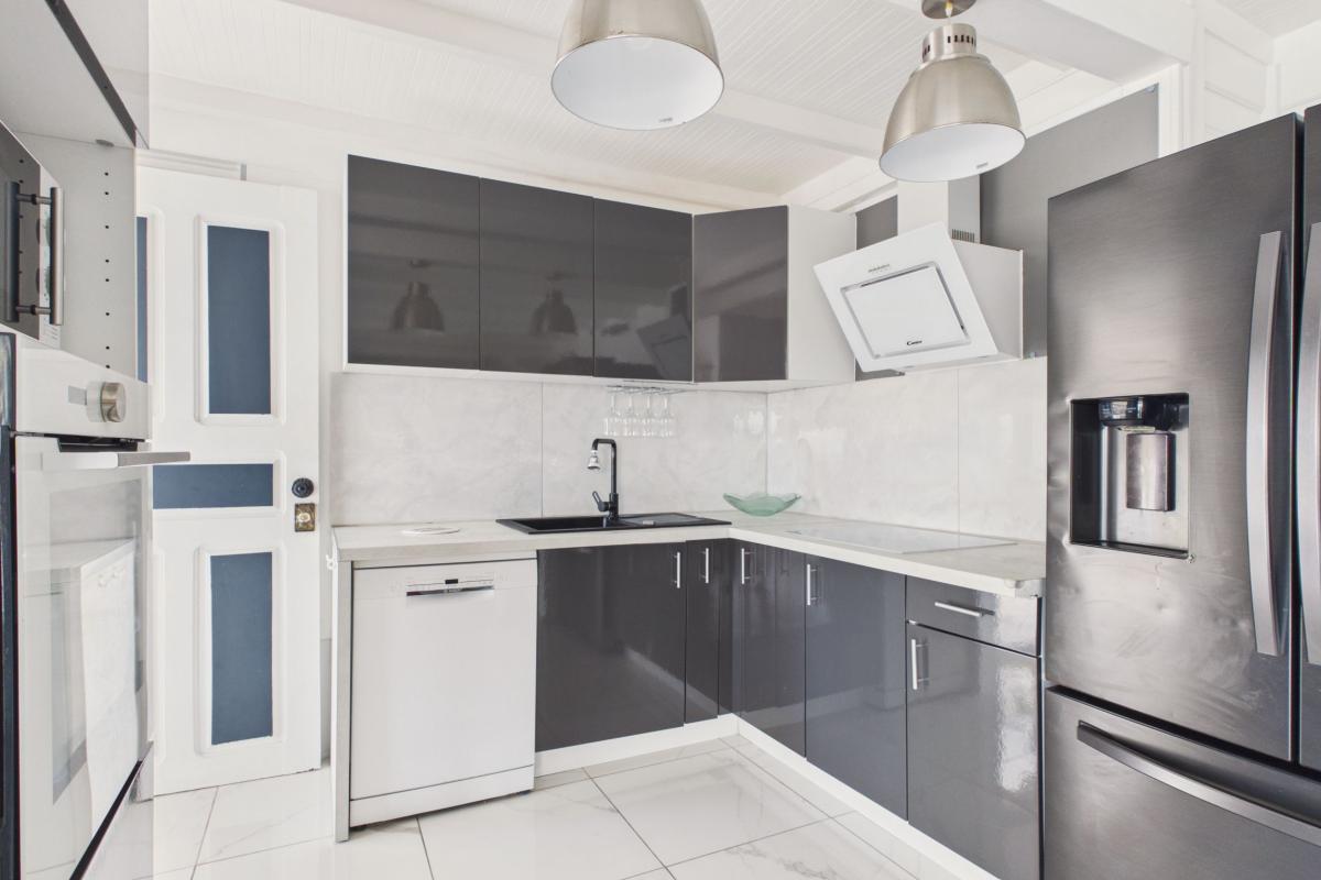 Location villa  au diamant piscine 8 personnes  - cuisine 1